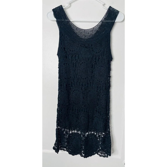 Soft Surroundings Crochet Top M Black Boho Sleeveless Ixtapa Open Knit Pattern - Picture 3 of 8